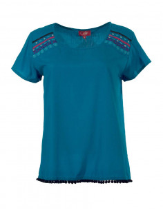 Rayon blouse whit short sleeves and embroideries 2
