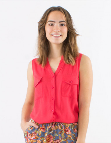 Viscose plain and sleeveless blouse with mao neck and buttons